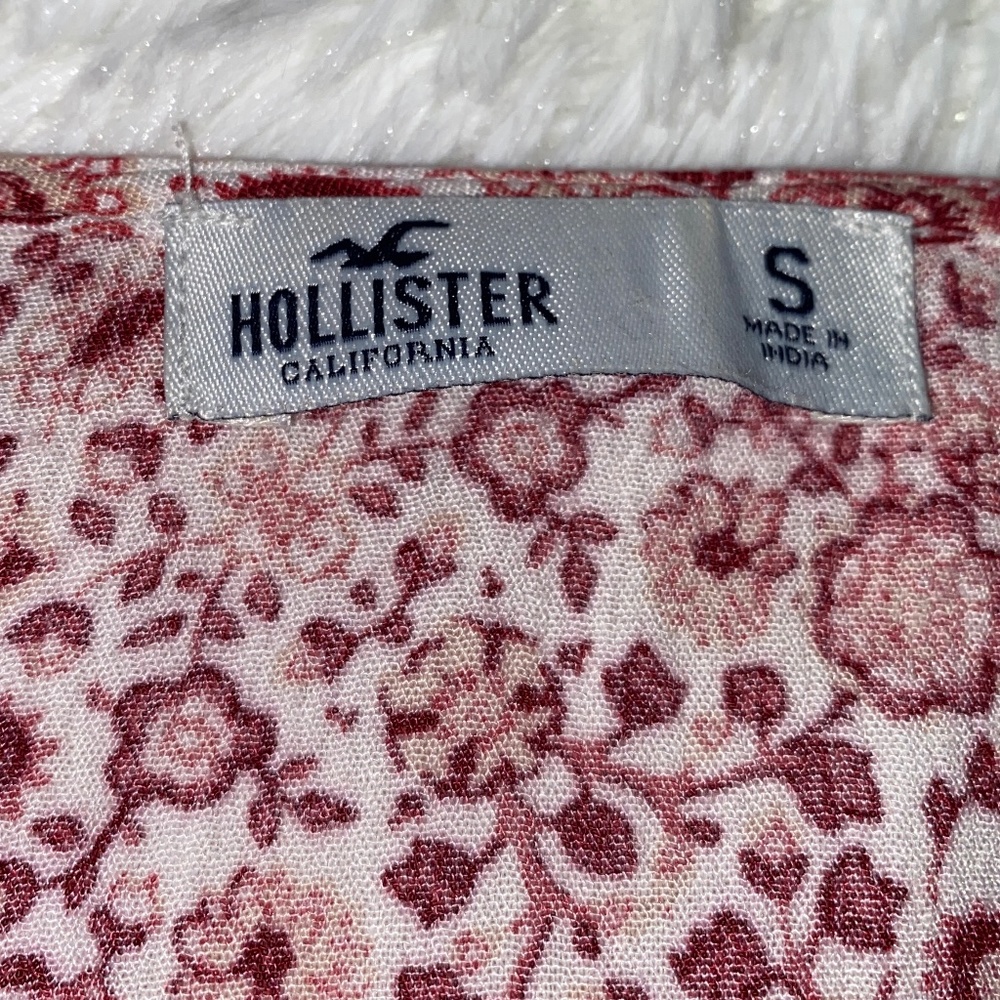 Hollister Cropped Long semi bell sleeve floral top Lightweight - Picture 5 of 5